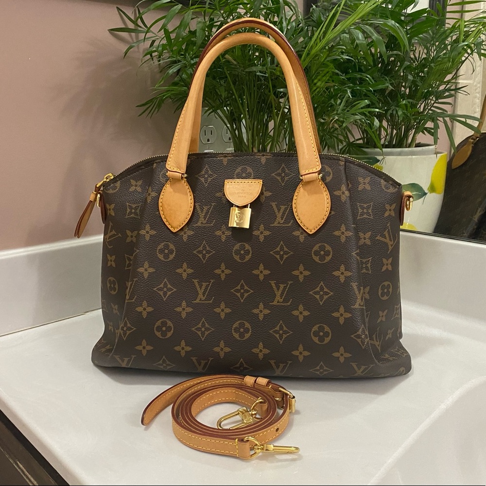 SOLD - Louis Vuitton Rivoli MM